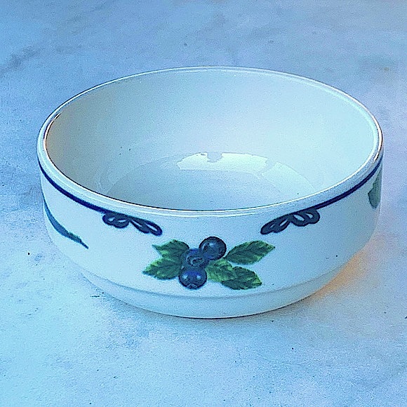 ONEIDA AUTUMN ORCHARD DESSERT FRUIT APPETIZER BOWL VINTAGE - Picture 4 of 9